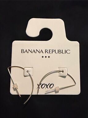 Banana Republic Gold Tone Open Hoop Earrings